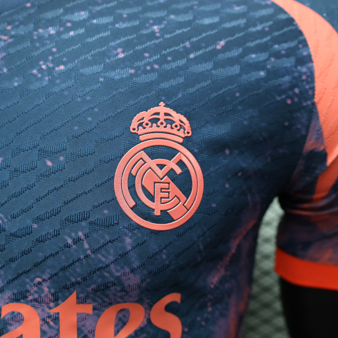 24/25 Real Madrid Gradient Pink Special Jersey