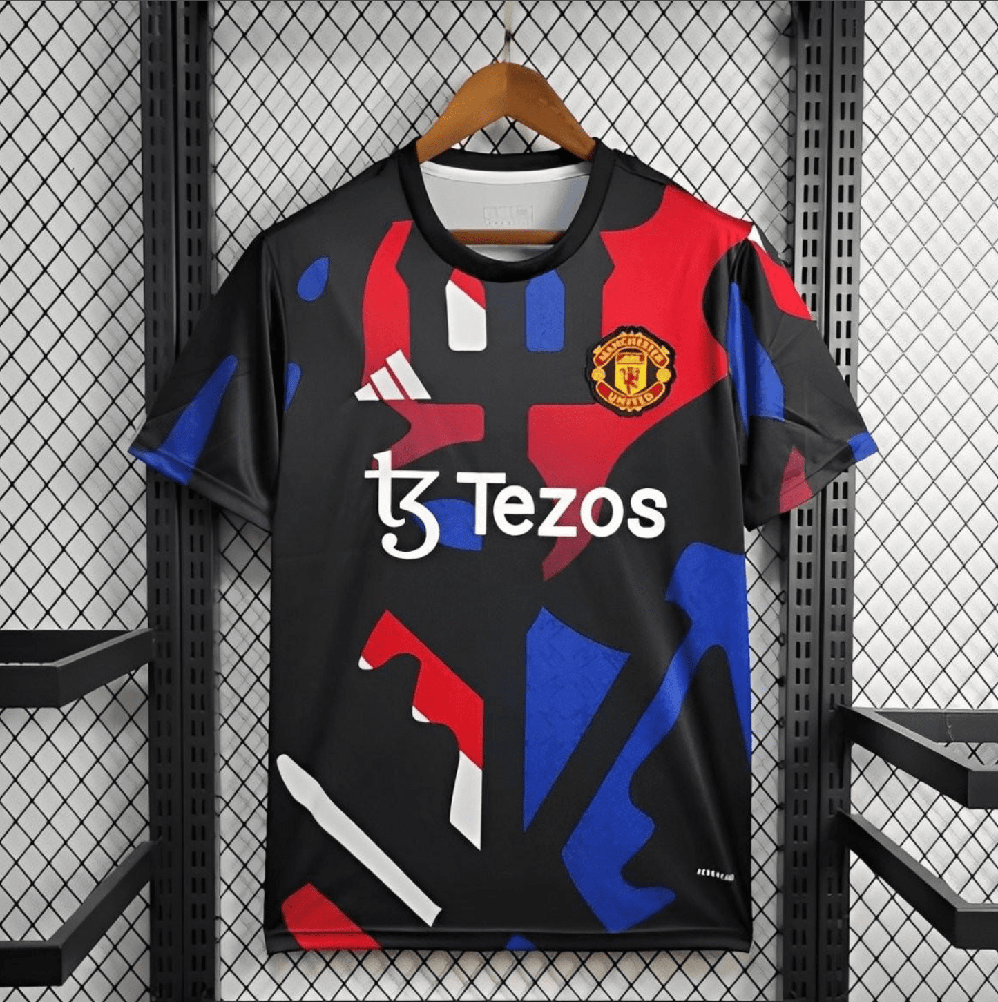 24/25 Manchester United Training Jersey