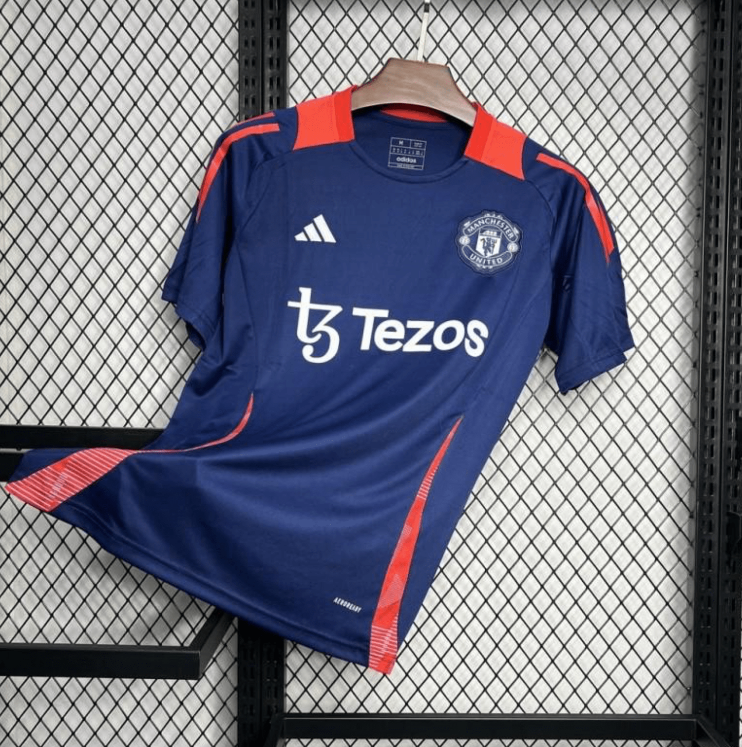 24/25 Manchester United Navy Pre-match Jersey