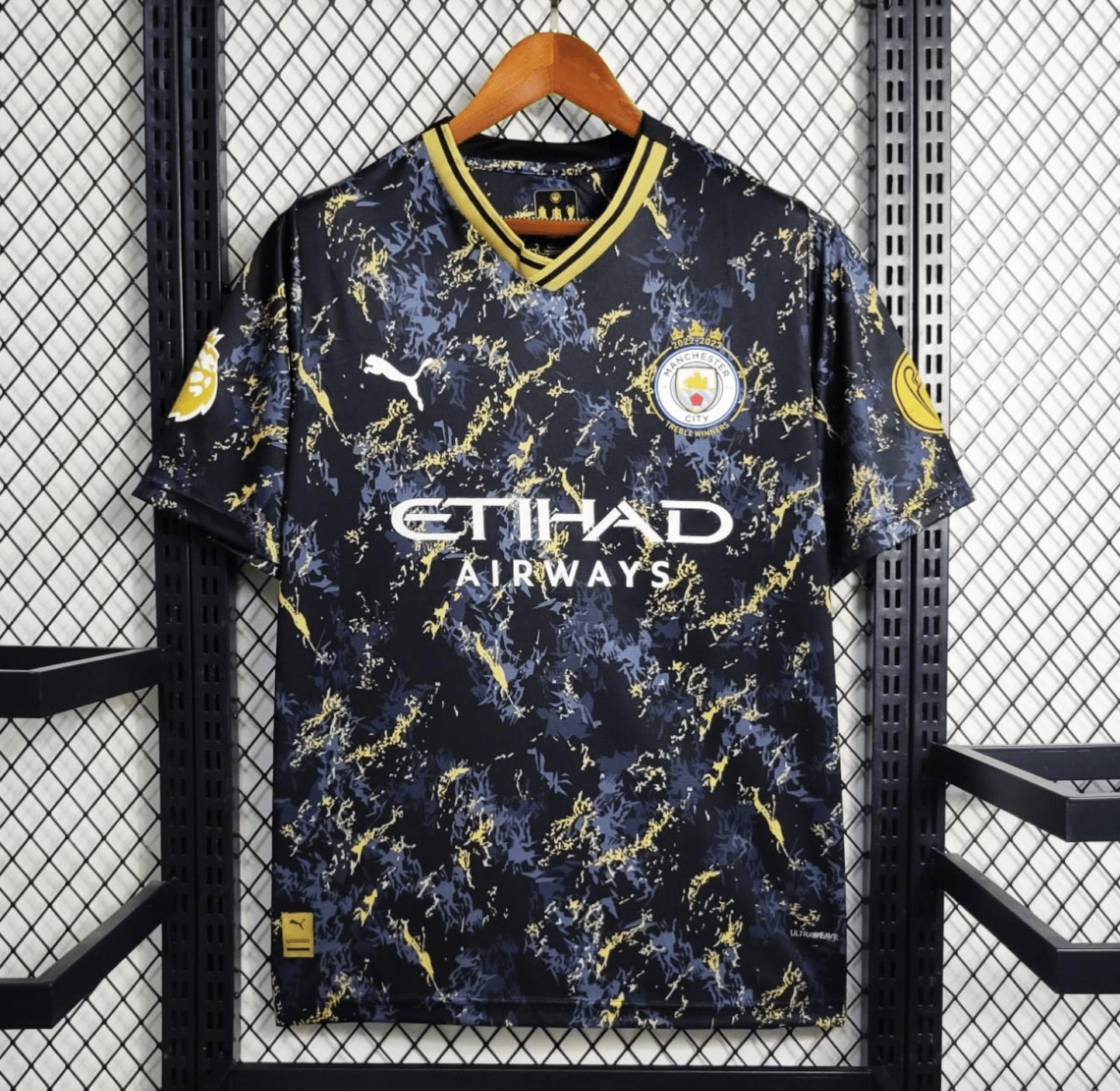 23/24 Manchester City Black Gold Special Edition Jersey With Full Patch