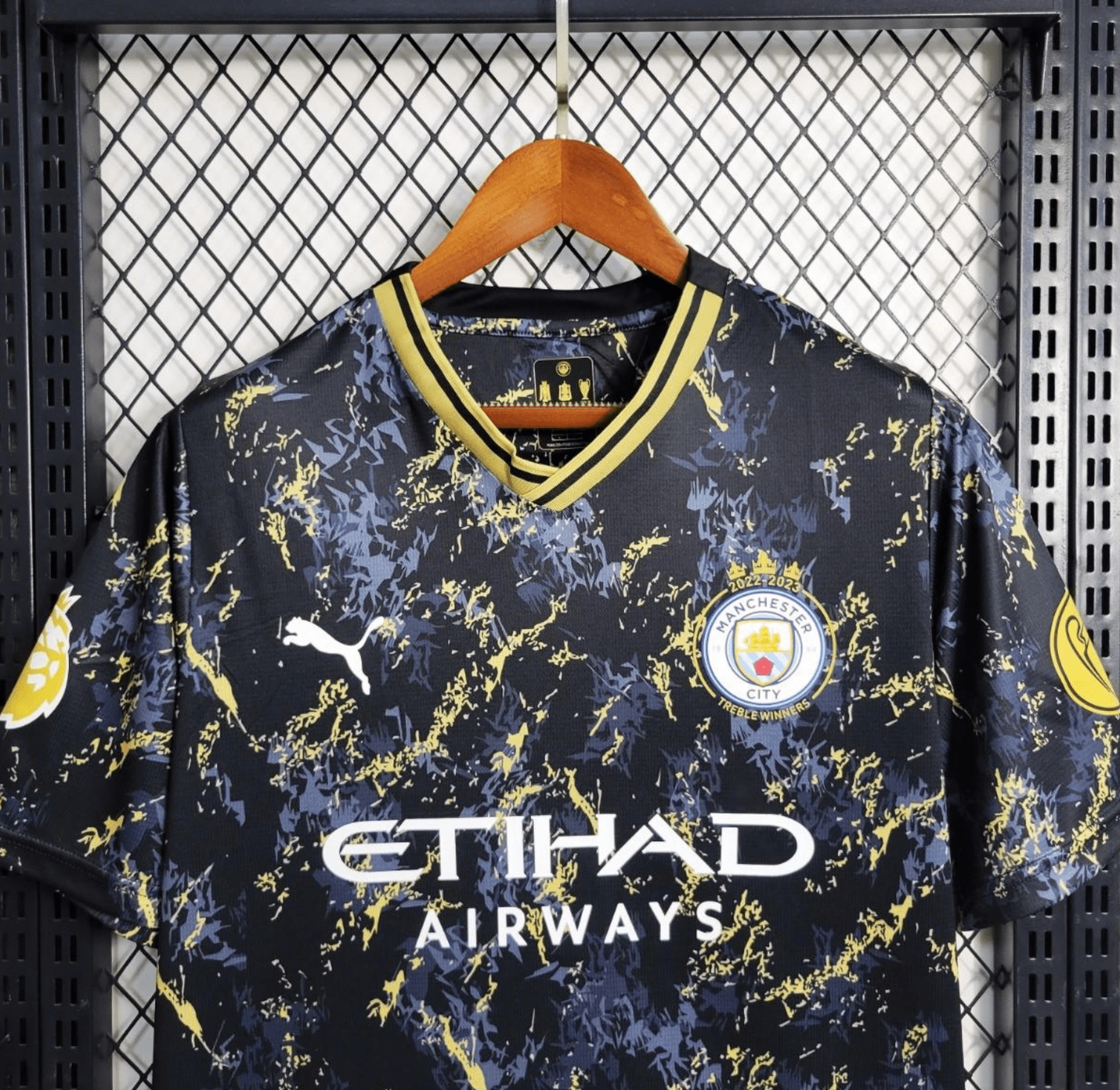 23/24 Manchester City Black Gold Special Edition Jersey With Full Patch