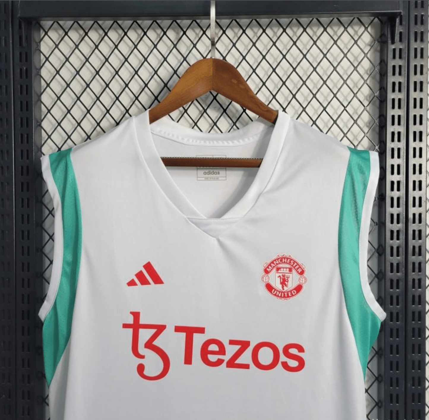 23/24 Manchester United White Training Vest Jersey