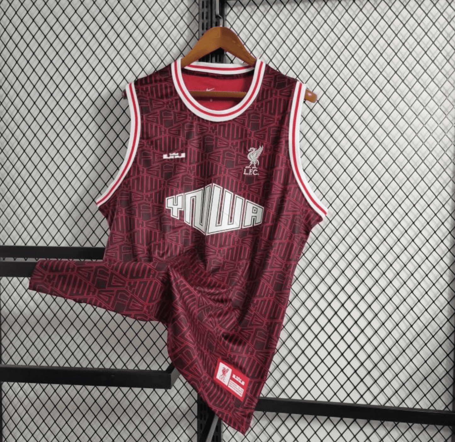 22/23 Liverpool x Lebron Vest Wine Color Jersey