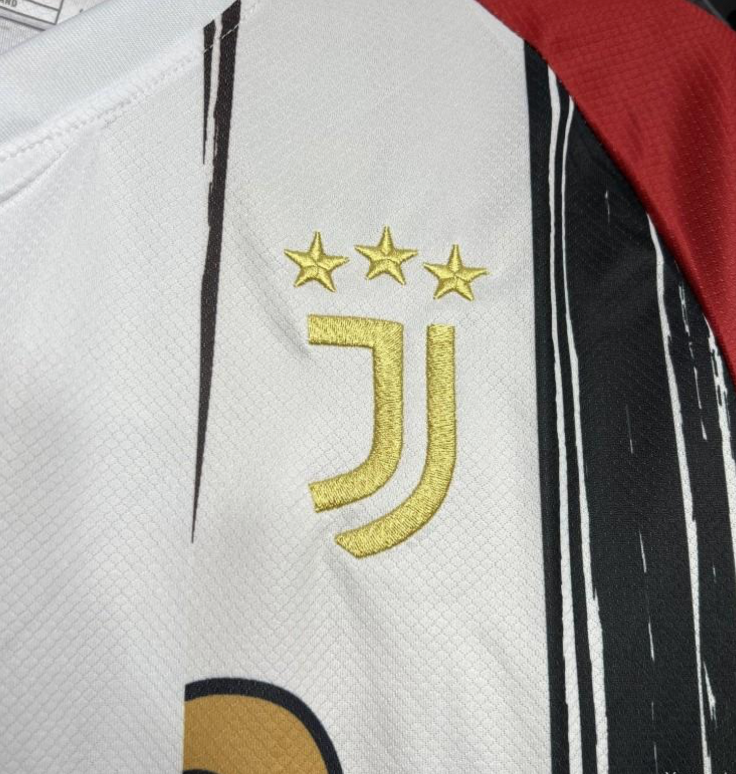 23/24 Juventus White/Red Special Jersey