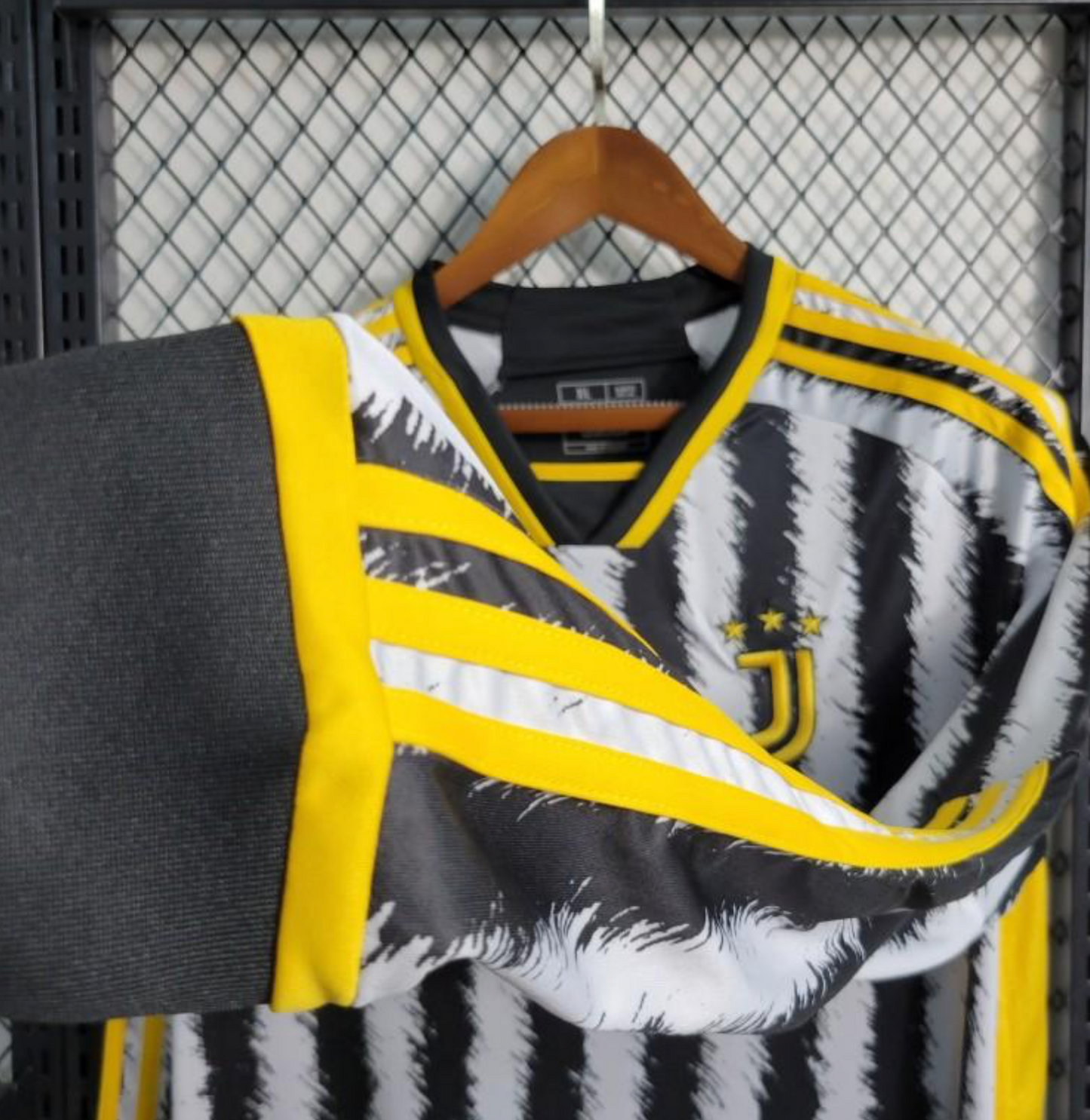 23/24 Juventus Home Long Sleeve Jersey