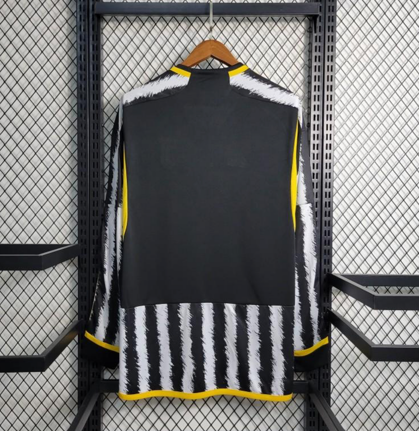 23/24 Juventus Home Long Sleeve Jersey