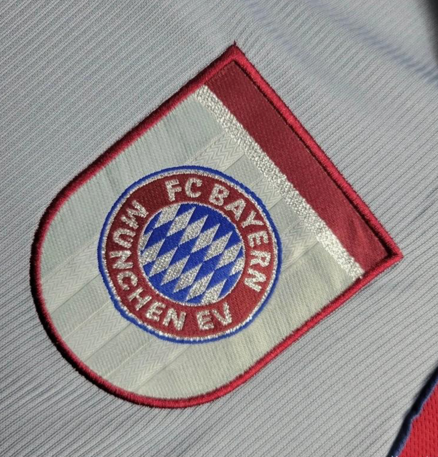 Retro 1998/99 Bayern Munich Away Jersey