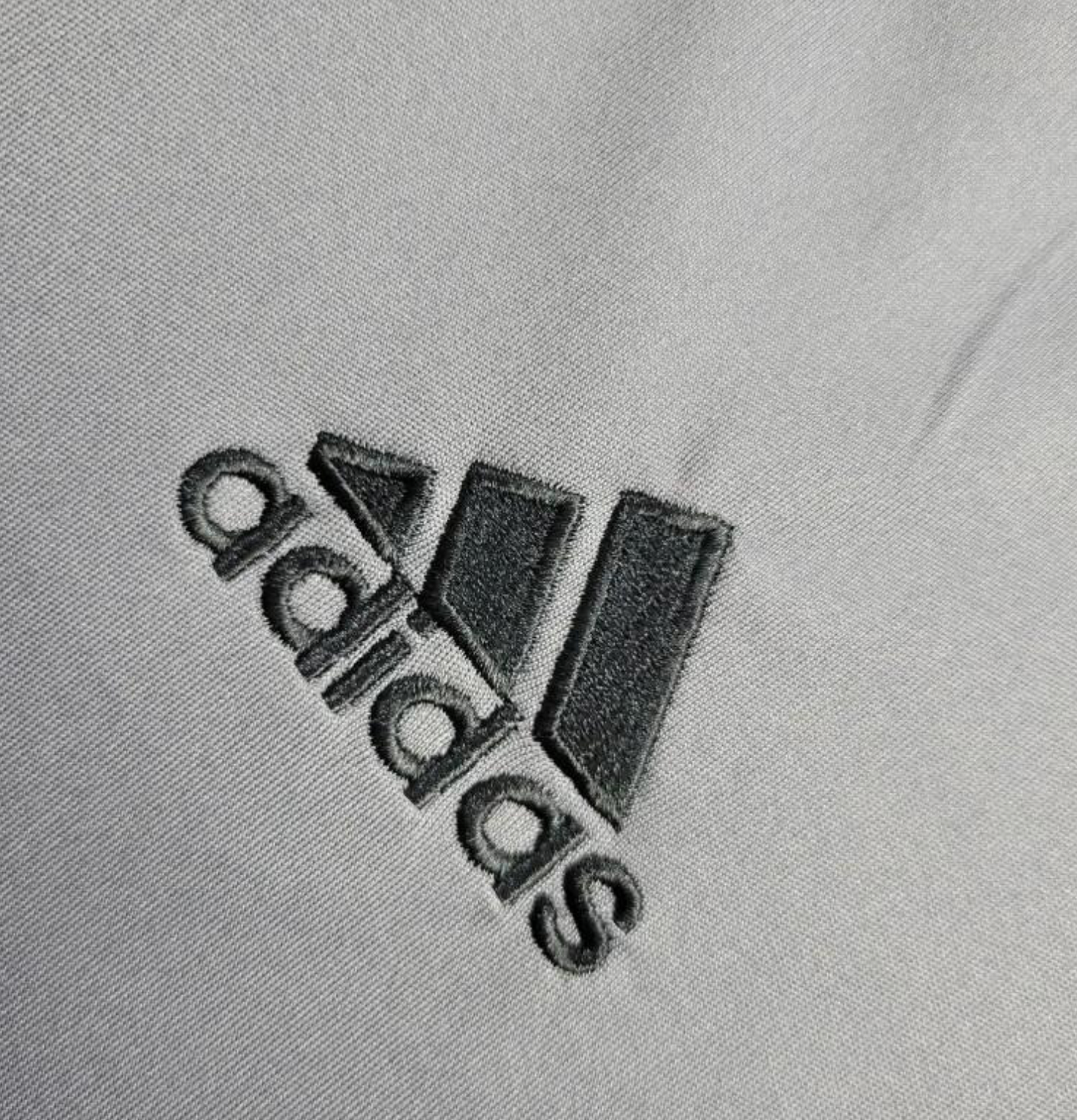 Retro 05/06 Real Madrid Third Grey Jersey