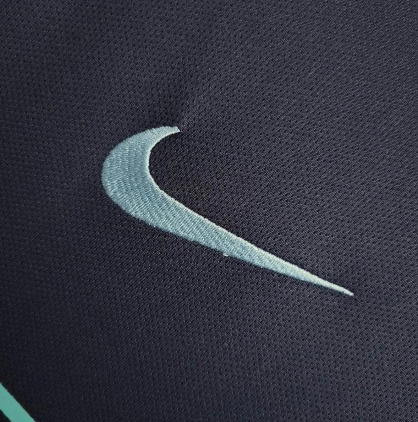 Retro 15/16 Manchester City Away Jersey