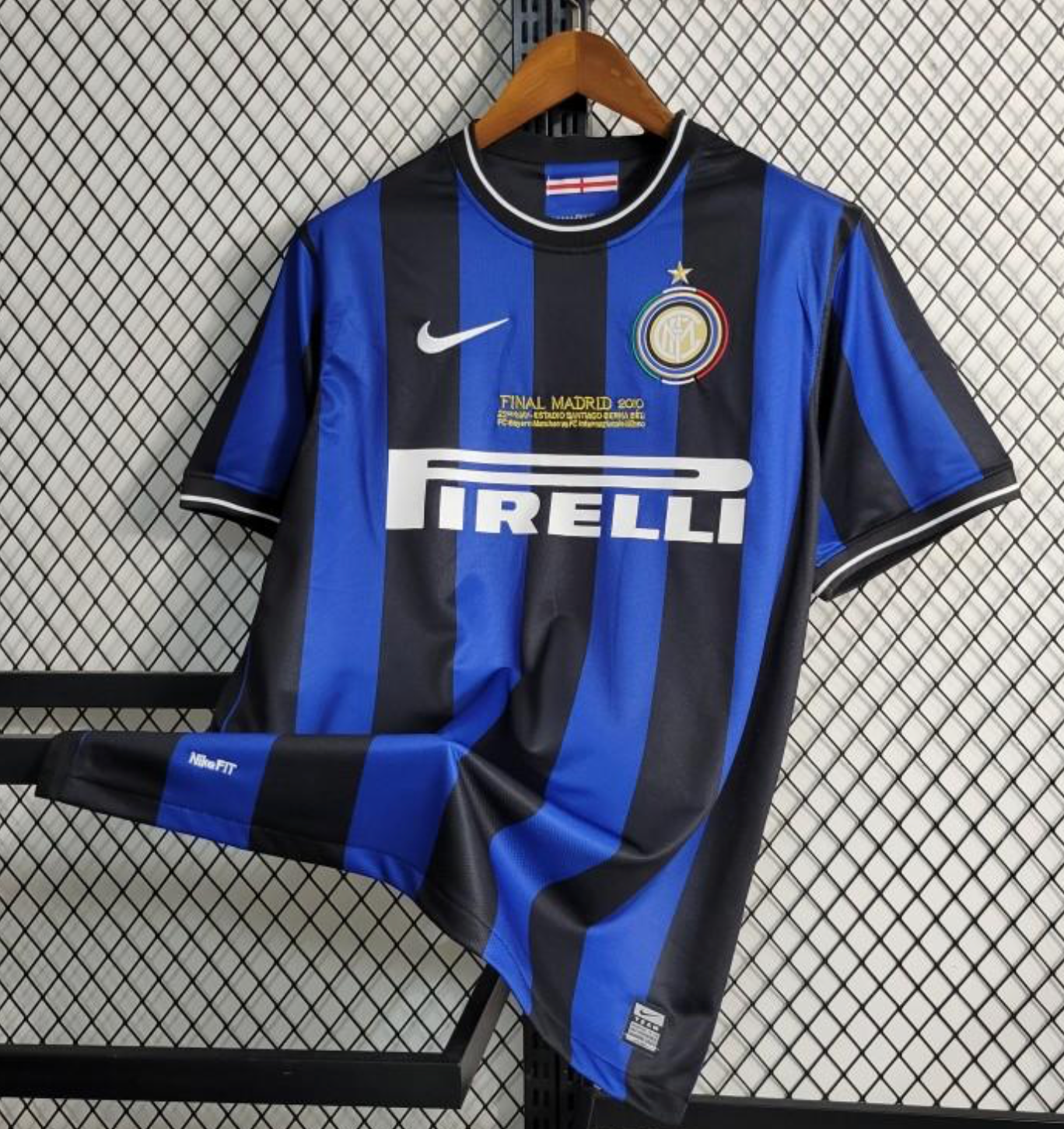 Retro 09/10 Inter Milan Home Jersey