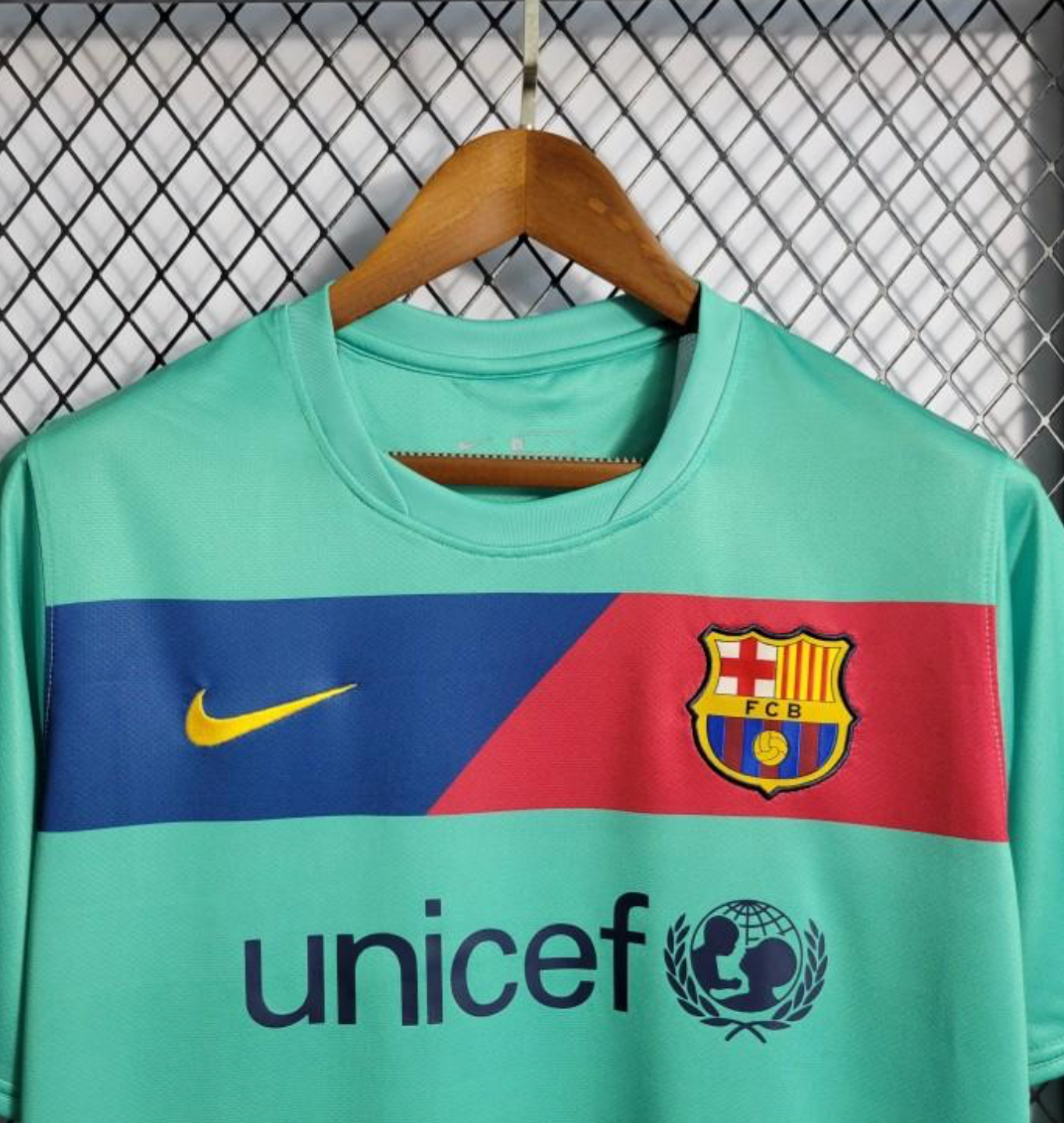 Retro 10/11 Barcelona Away Green Jersey