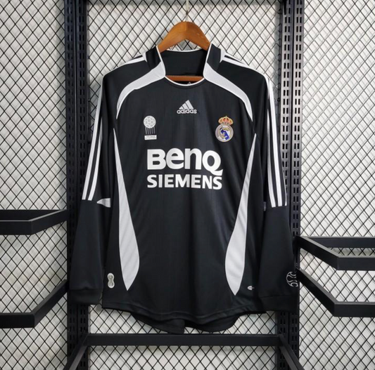 Retro 06/07 Real Madrid Third Long Sleeve Jersey