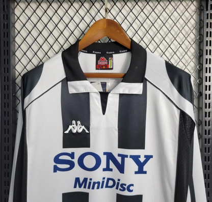 Retro Long Sleeve 1997/98 Juventus Home Jersey