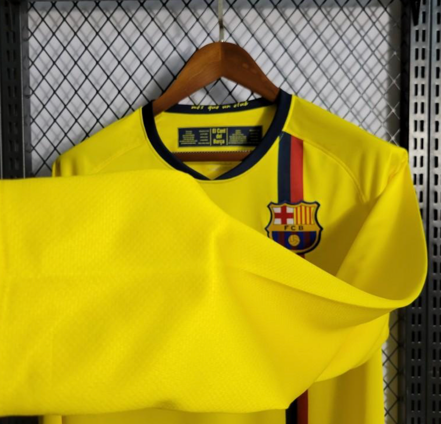 Retro 08/09 Barcelona Away Yellow Long Sleeve Jersey