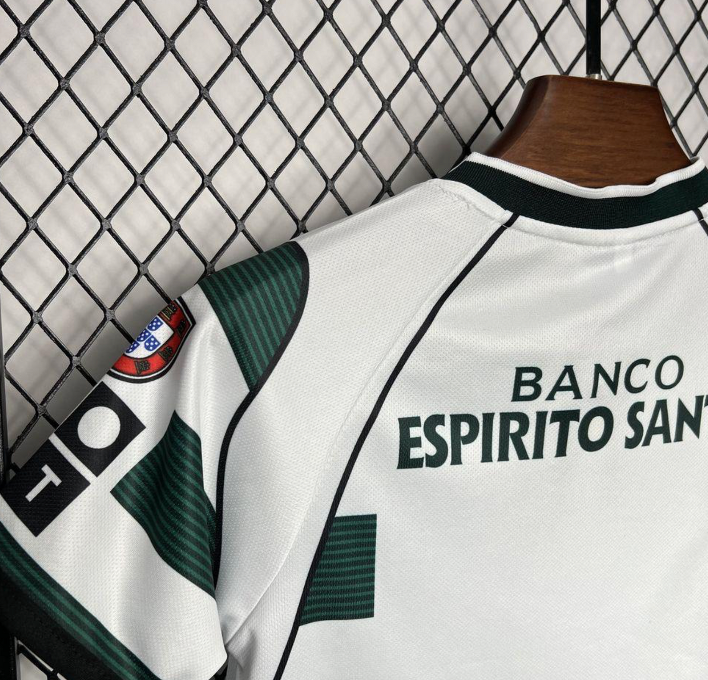 Retro 01/03 Kids Sporting CP Home Jersey