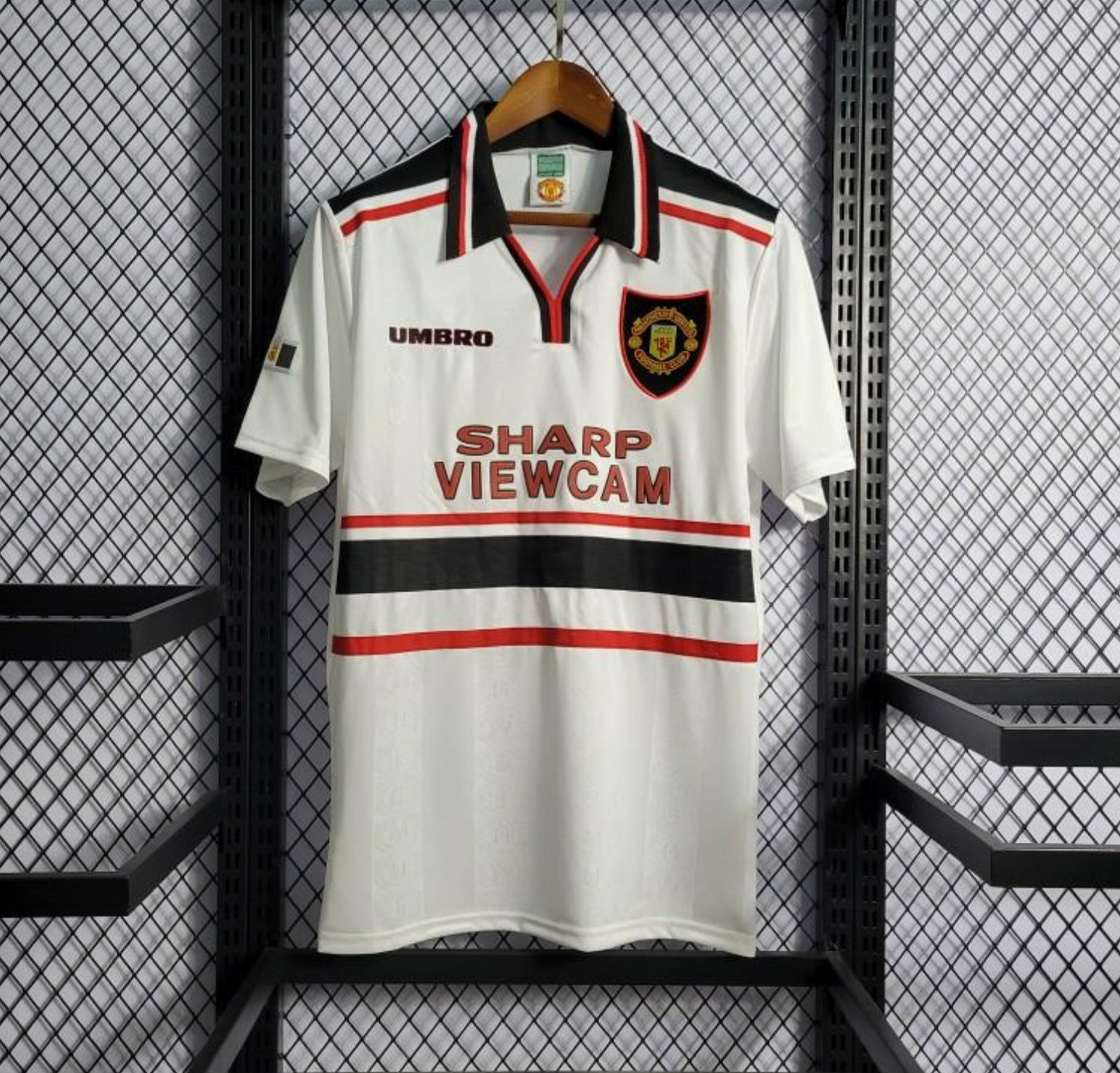 Retro 97/99 Manchester United White Jersey