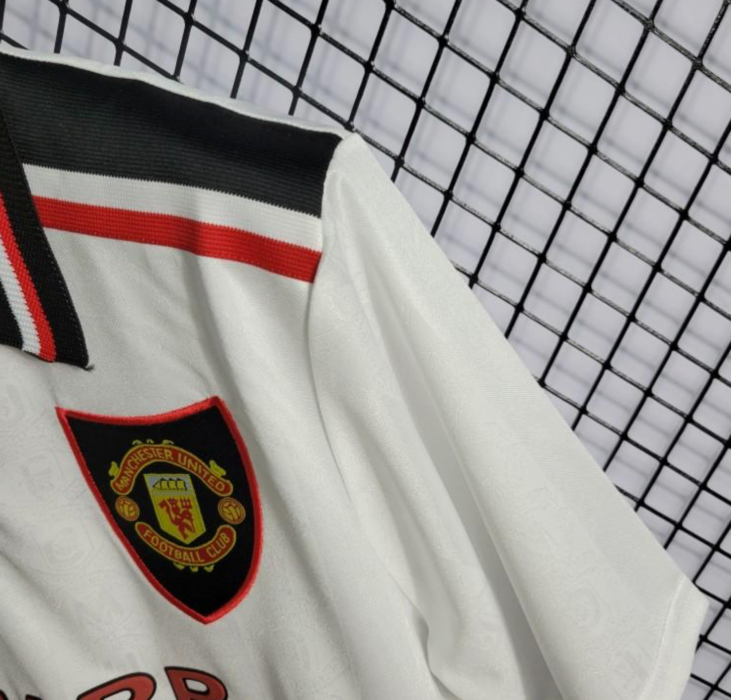 Retro 97/99 Manchester United White Jersey