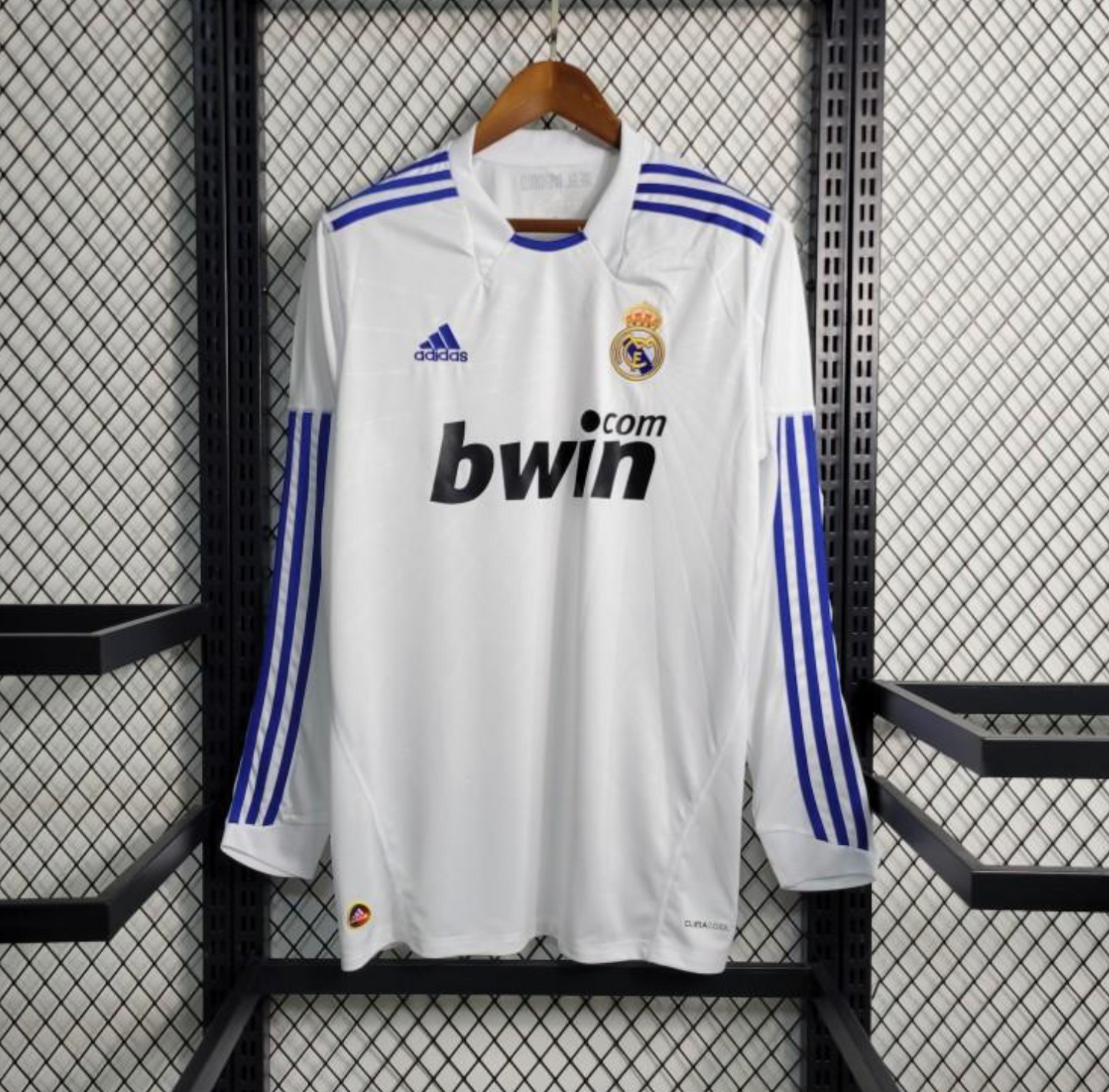 Retro 10/11 Real Madrid Home Long Sleeve Jersey