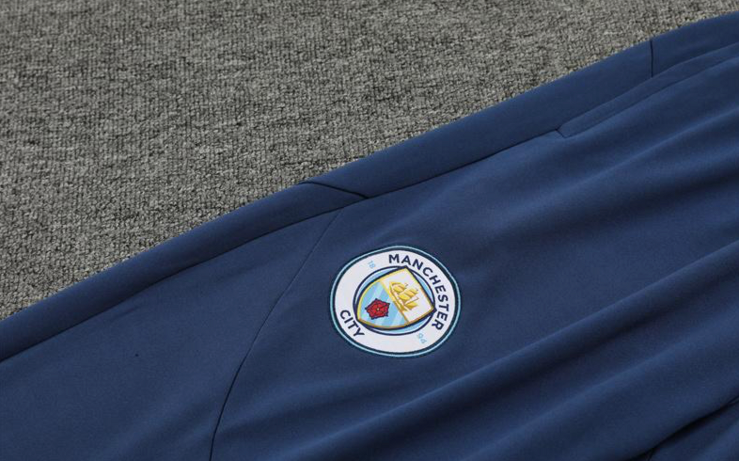 24/25 Manchester City Sky Blue Half Zipper Jacket + Long Pants