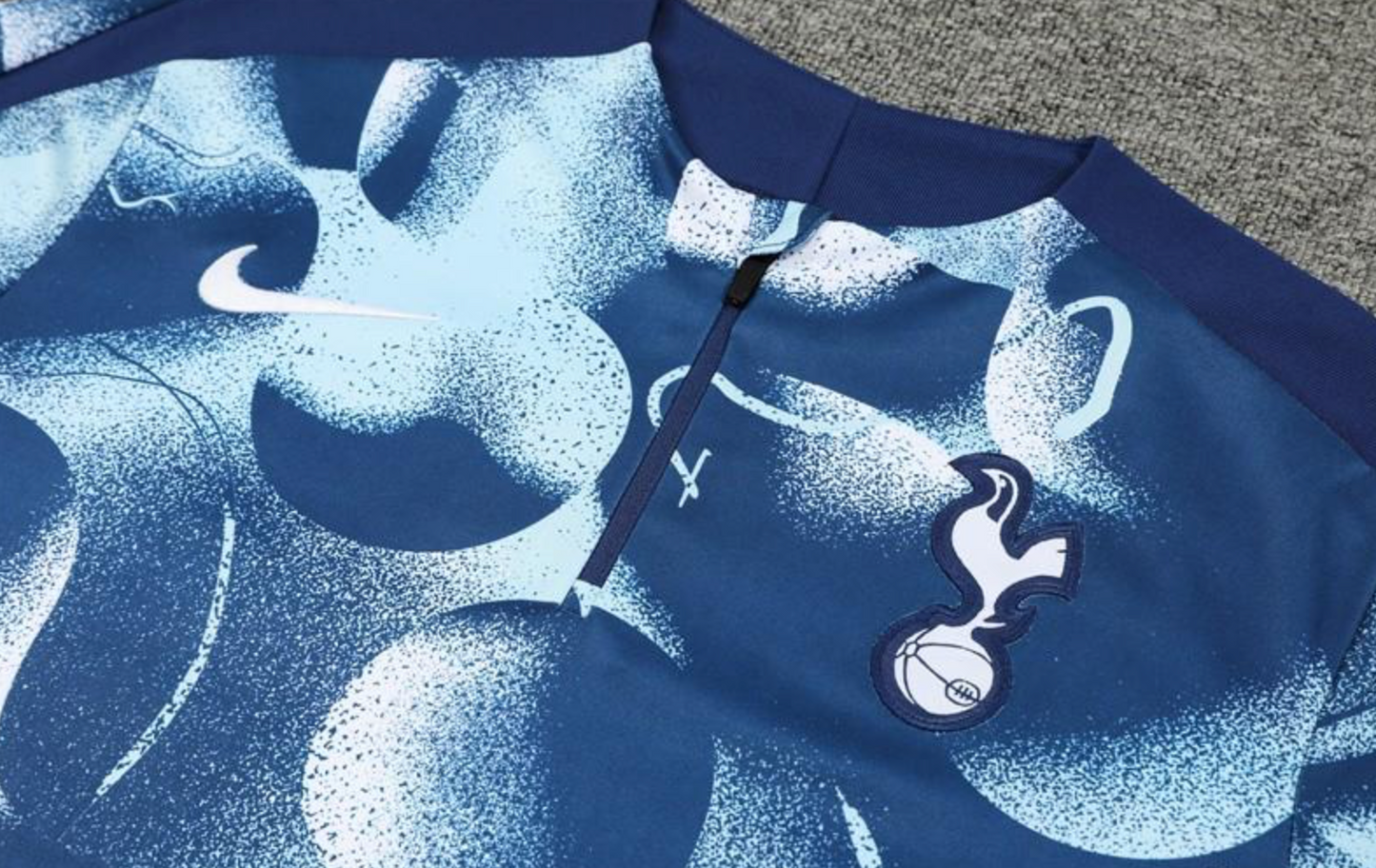 24/25 Tottenham Hotspur Blue Camouflage Half Zipper Jacket + Long Pants