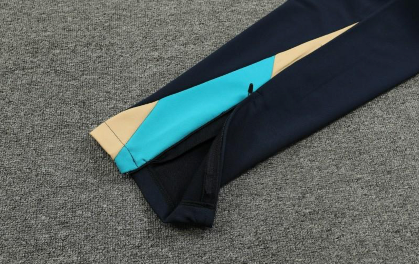 23/24 Manchester City Puma Mixed Color Half Zipper Jacket + Pants