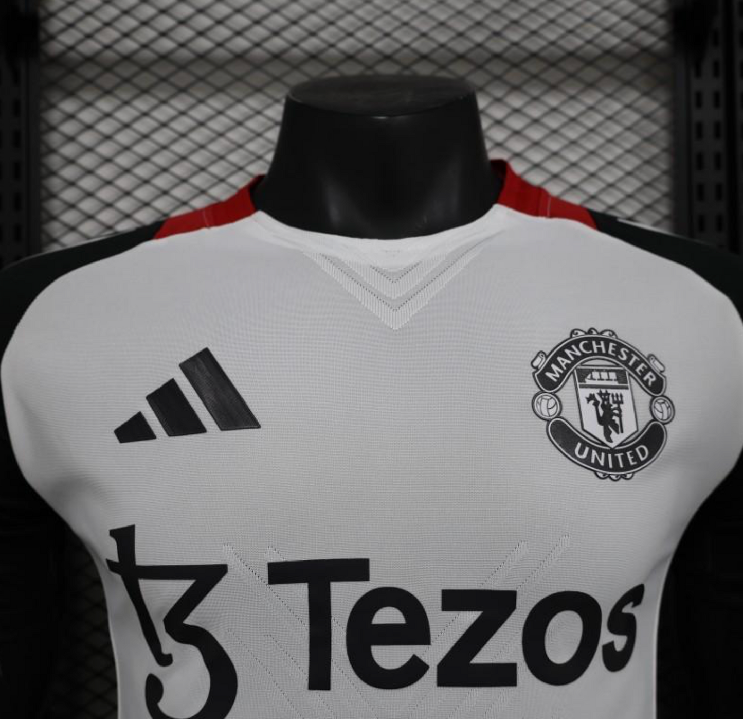 24/25 Manchester United White Pre-Match Jersey