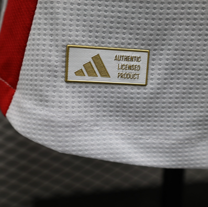 24/25 Fulham Home Jersey