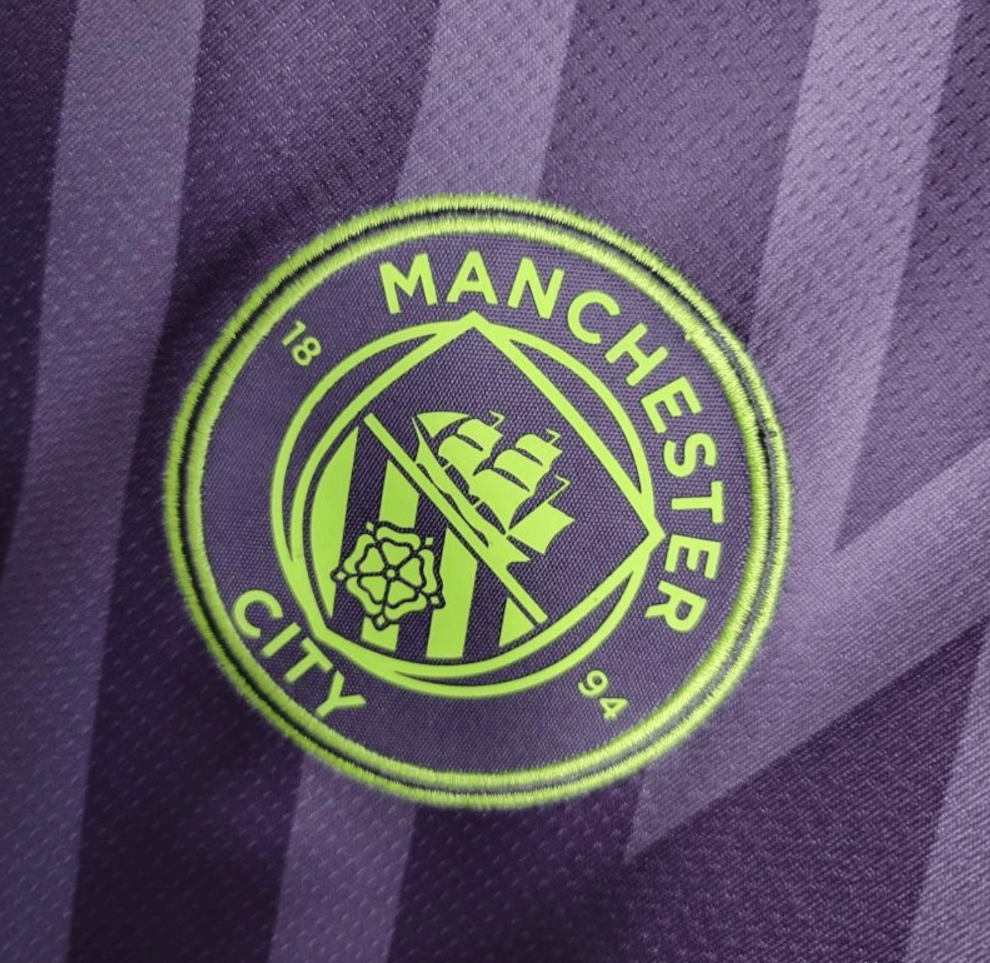 23/24 Manchester City Purple Goalkeeper Jersey