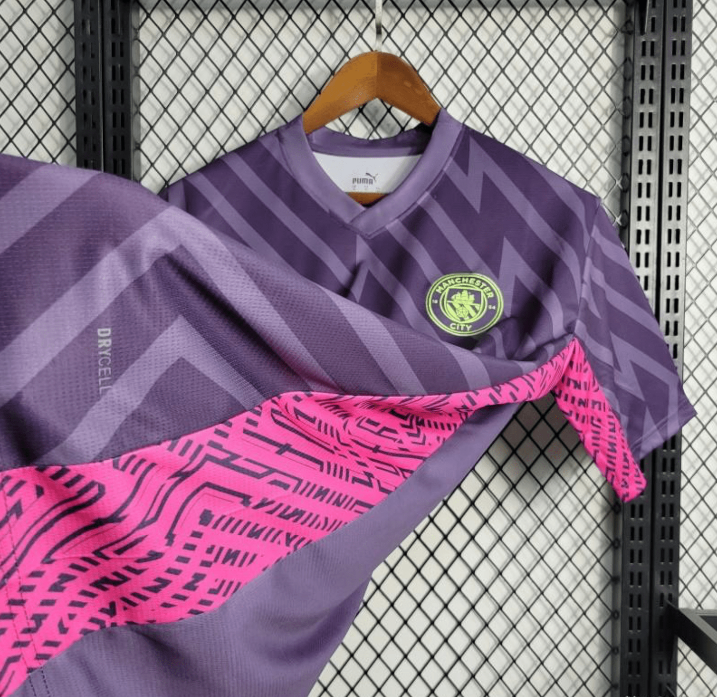 23/24 Manchester City Purple Goalkeeper Jersey