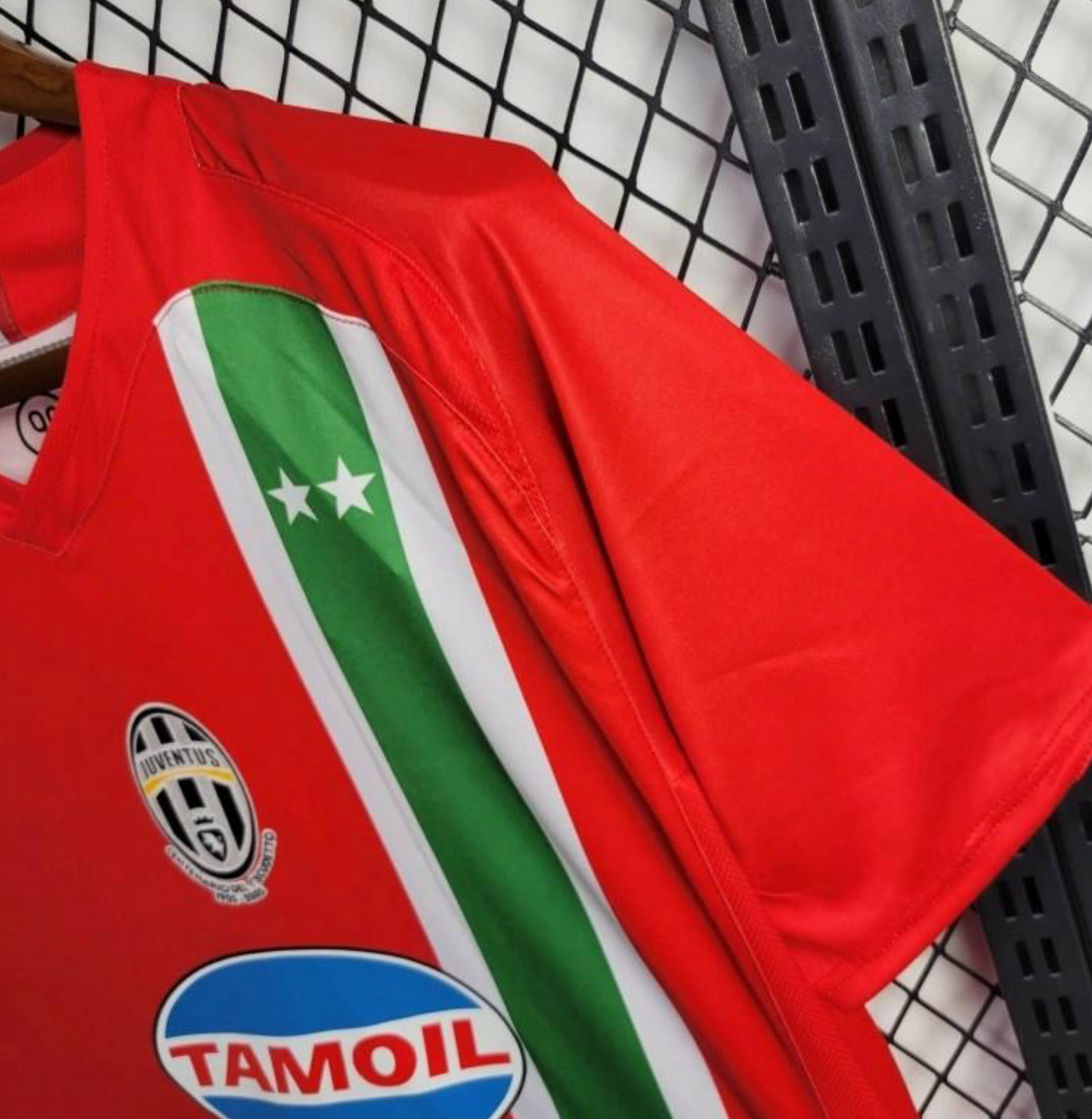 Retro 05/06 Juventus Away Red Jersey