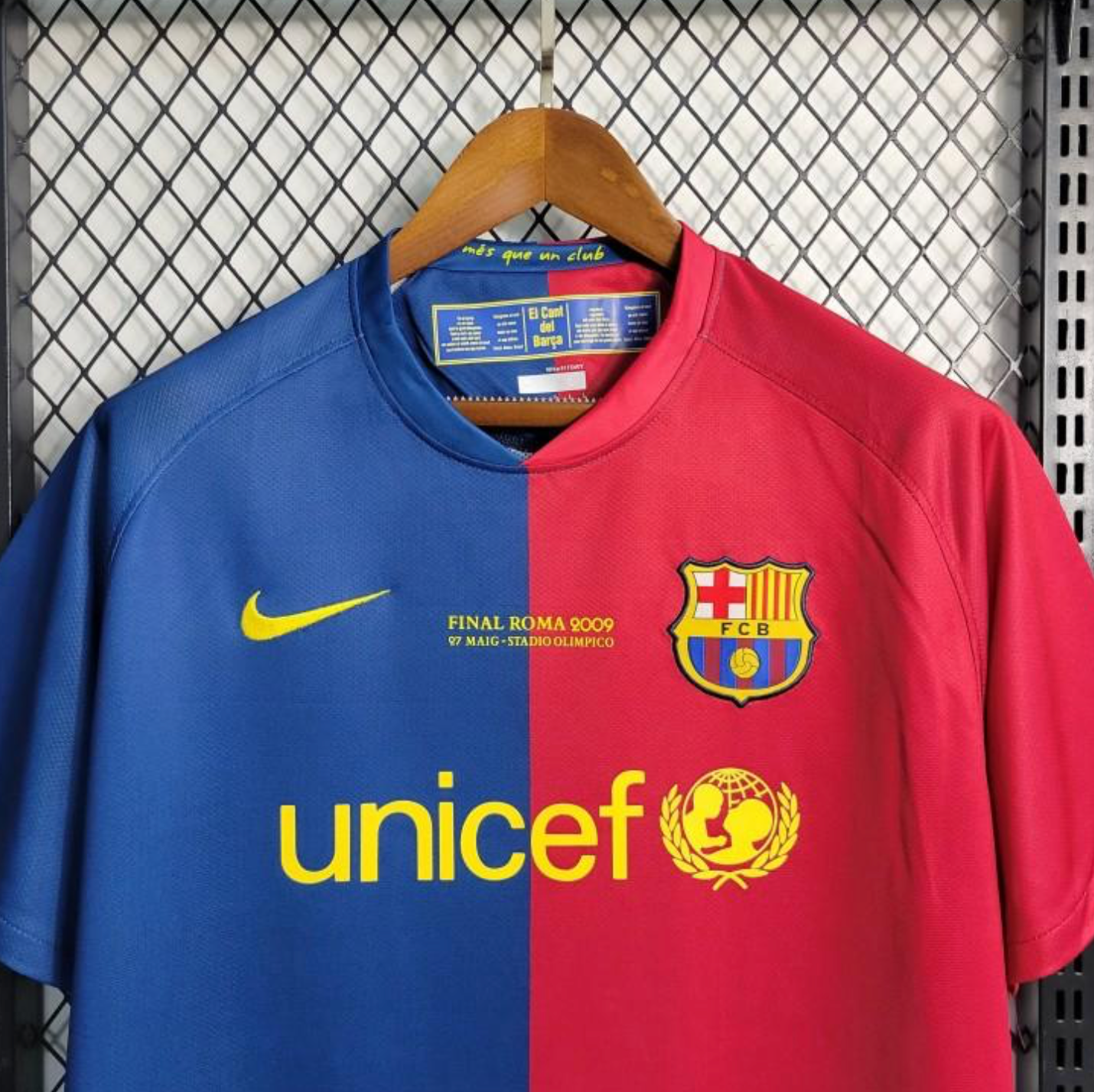 Retro 08/09 Barcelona Home Soccer Jersey